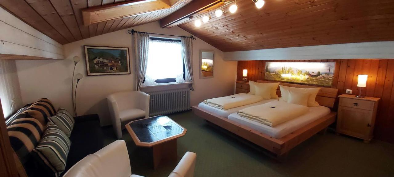Hotel - Pension - Heidelberg Inkl. Chiemgaukarte Руполдинг Екстериор снимка